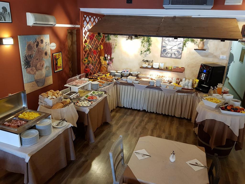Hotel Stella D'Oro Лідо-ді-Єзоло Екстер'єр фото