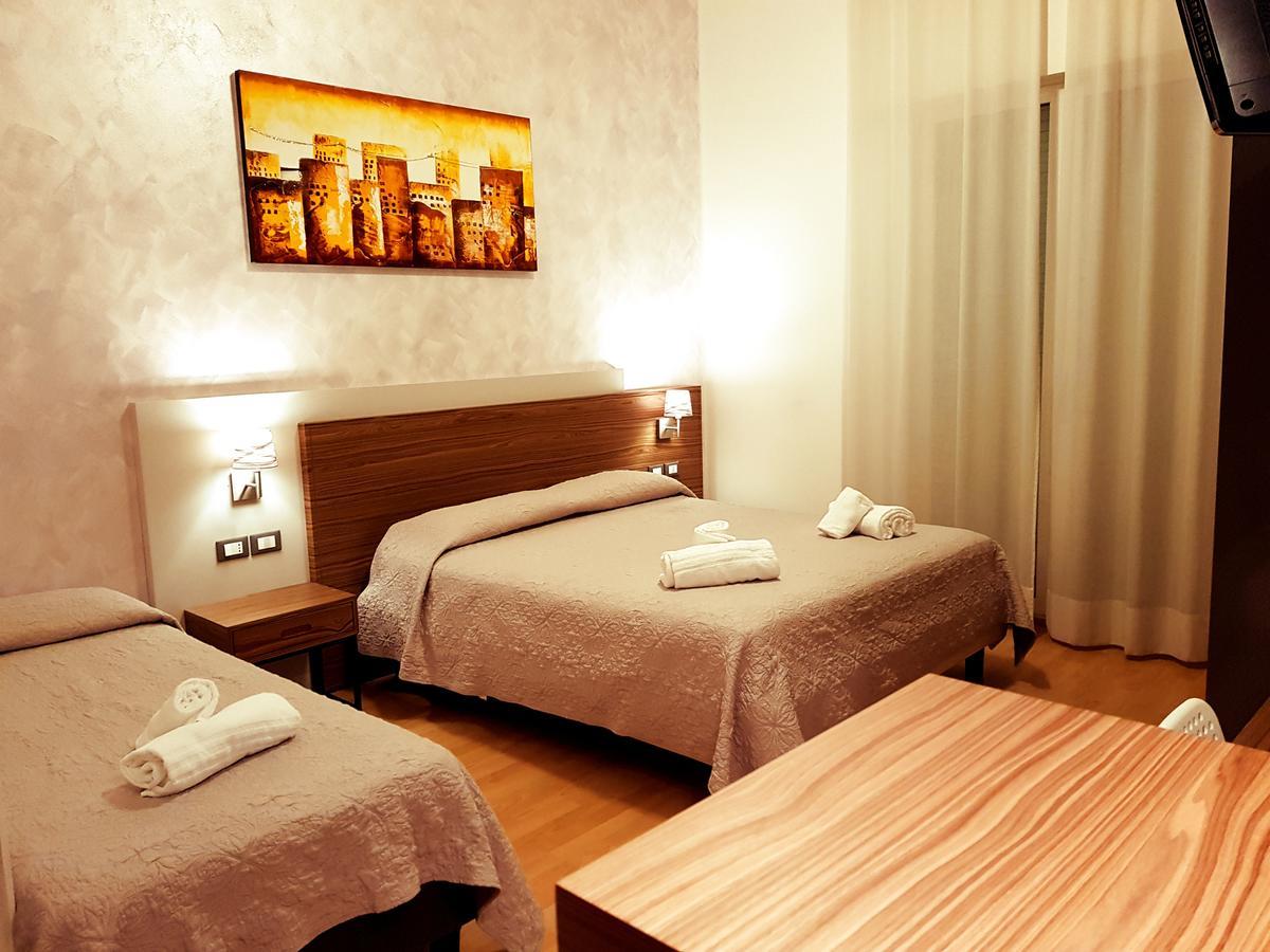 Hotel Stella D'Oro Лідо-ді-Єзоло Екстер'єр фото